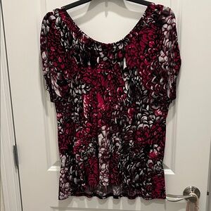 Stylish Women's Top in Red and Black Pattern